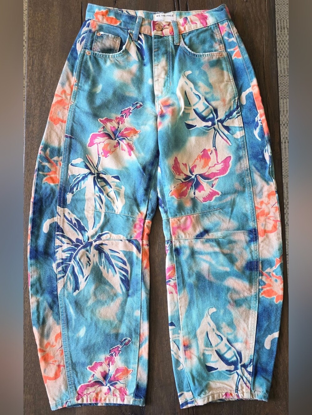 RARE! NWOT We The Free Good Luck Barrel Jeans Floral Size 24